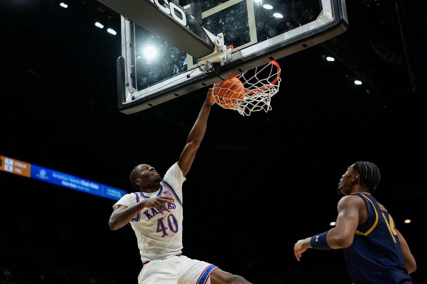 Flory Bidunga's 18 points, 9 rebounds, 5 assists and 5 blocks lead Kansas past Notre Dame 71-61 | iNFOnews.ca