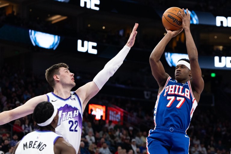Edgecombe's double-double helps 76ers down Jazz 126-116 | iNFOnews.ca
