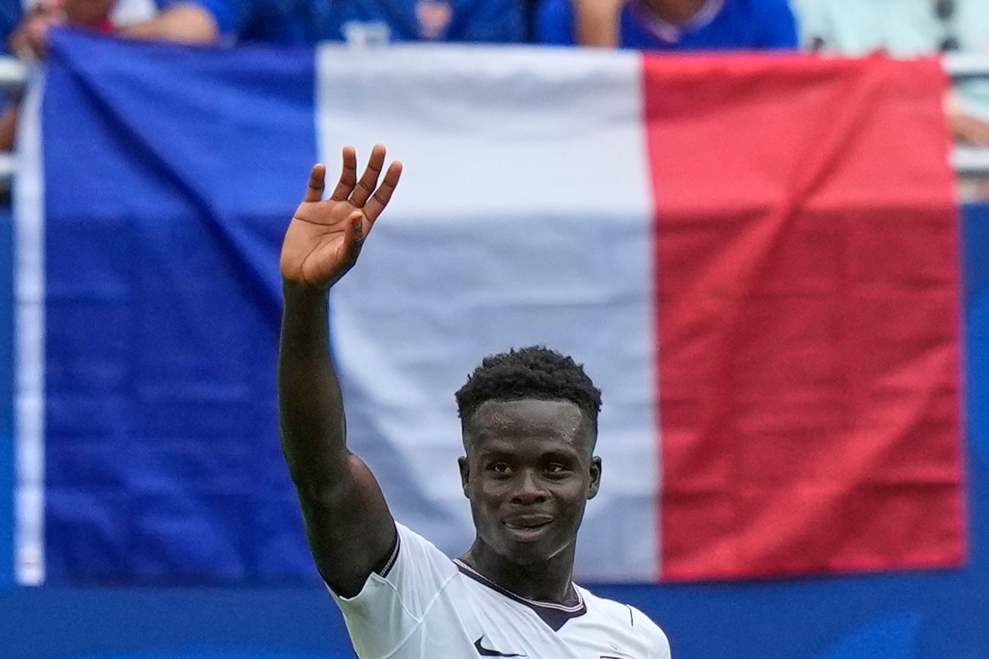 Saka’s hat trick lifts England past Mbappé and France 6-4 in wild World Cup third-place game | iNFOnews.ca Saka’s hat trick lifts England past Mbappé and France 6-4 in wild World Cup third-place game | iNFOnews.ca