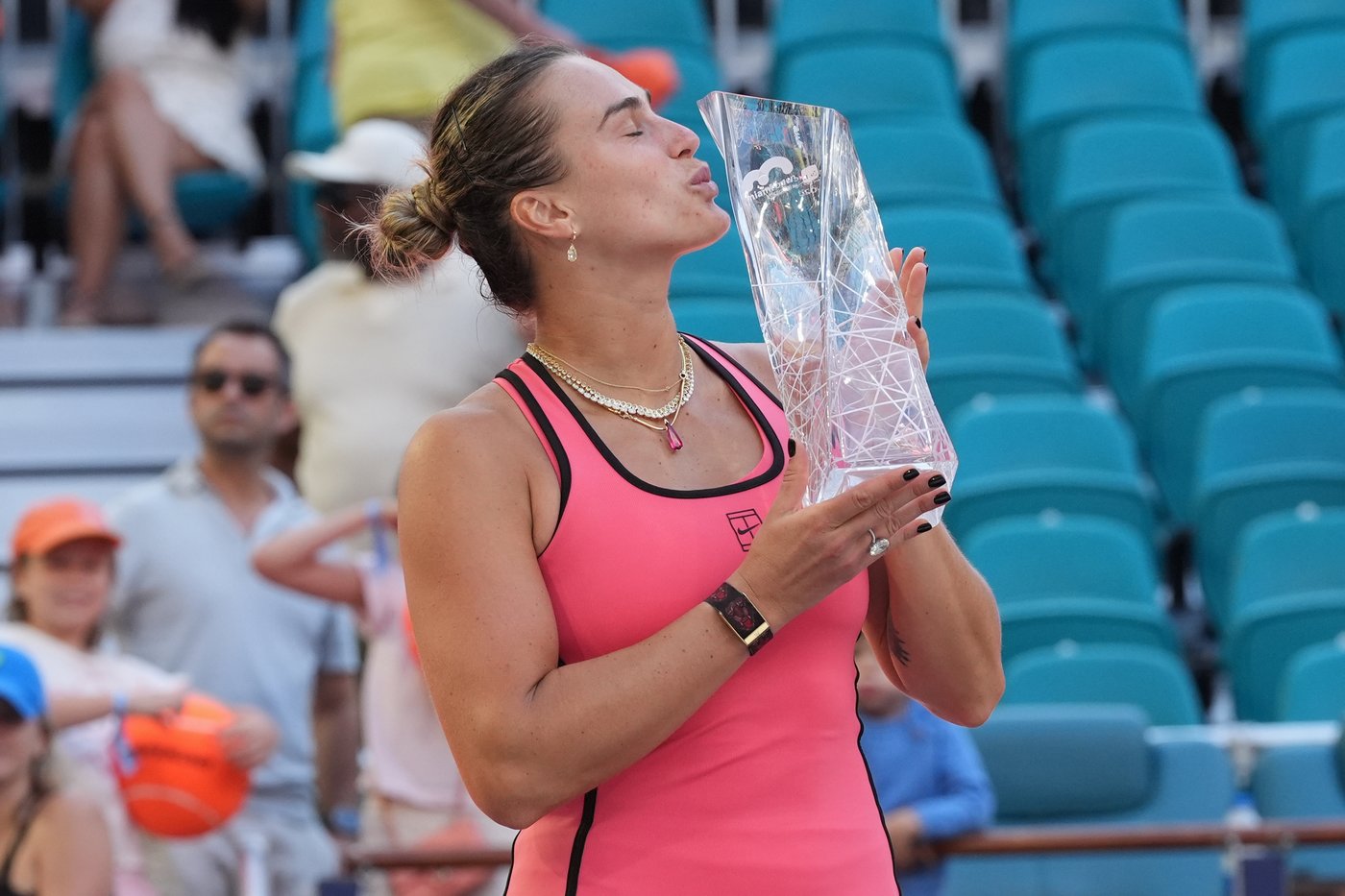 Aryna Sabalenka beats Coco Gauff in the Miami Open final to complete the 'Sunshine Double' | iNFOnews.ca