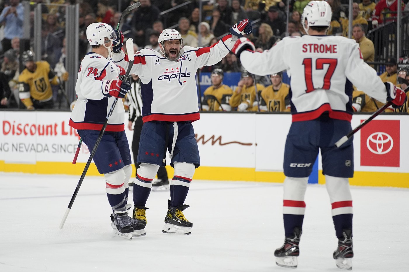Ovechkin's hat trick and Thompson's 40 saves lead Capitals to 5-2 win over Golden Knights | iNFOnews.ca Ovechkin's hat trick and Thompson's 40 saves lead Capitals to 5-2 win over Golden Knights | iNFOnews.ca