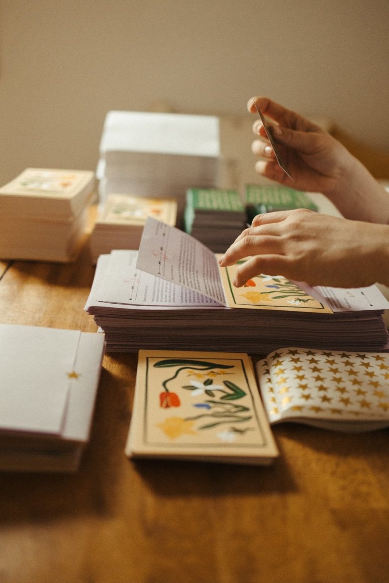 Lucky Duck Mail Club sends out kindness and patience during Canada Post strike | iNFOnews.ca