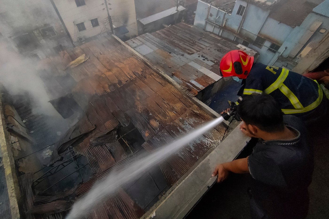 Death toll rises to 16 after factory fire in Bangladesh capital | iNFOnews.ca Death toll rises to 16 after factory fire in Bangladesh capital | iNFOnews.ca