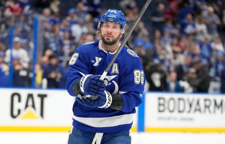 Lightning's Nikita Kucherov wins the Hart Trophy as NHL MVP, his second such honor | iNFOnews.ca