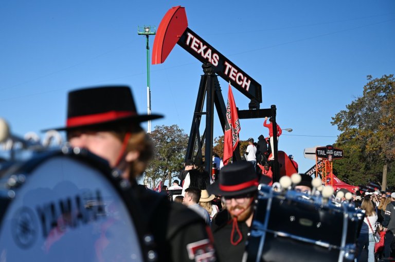 Big 12 football champ Texas Tech has open slots in 2027 after ACC changes prompt 2 cancellations | iNFOnews.ca