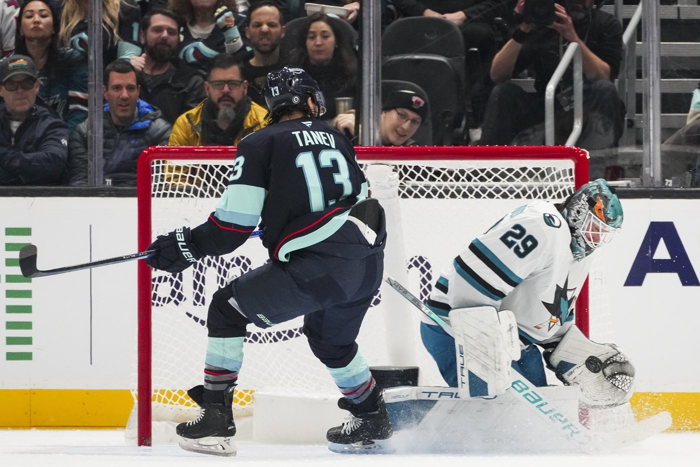 Mikael Granlund and Jake Walman set up all the goals for the Sharks in 4-2 win over the Kraken | iNFOnews.ca