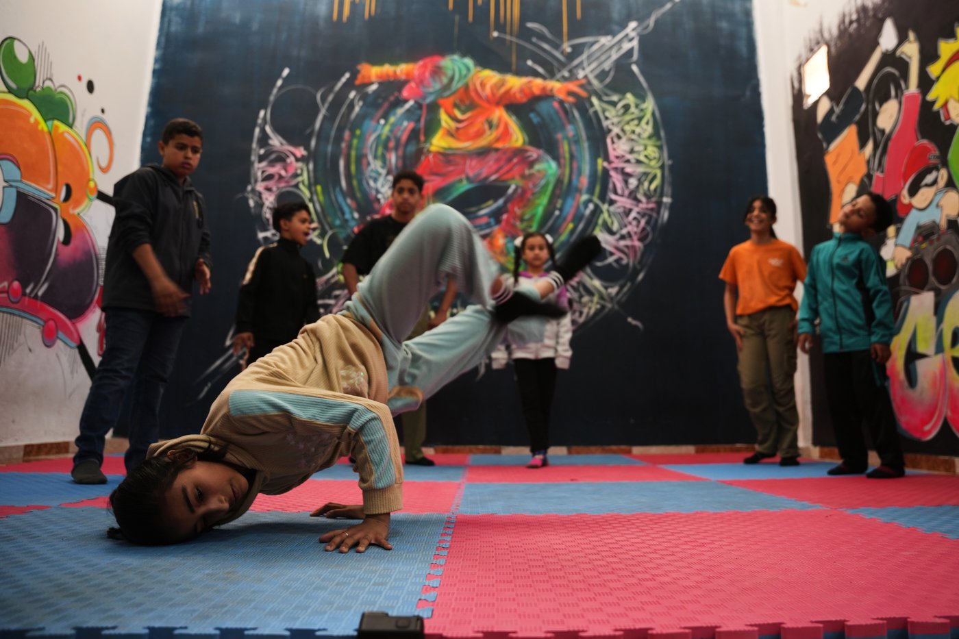 In Gaza, some Palestinian children find respite and catharsis in breakdancing | iNFOnews.ca