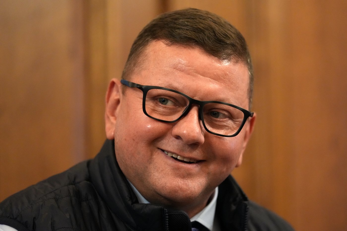 Former army chief seen as Zelenskyy's top rival reveals to AP a rift between them | iNFOnews.ca Former army chief seen as Zelenskyy's top rival reveals to AP a rift between them | iNFOnews.ca