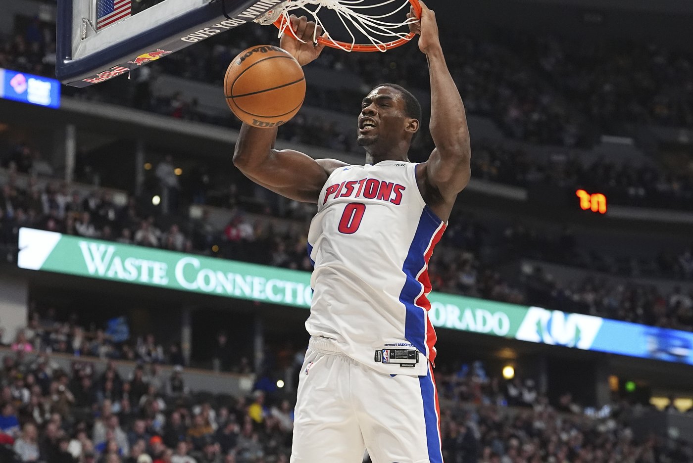 Jokic has 37, Murray scores 34 and Nuggets beat Pistons, 134-121 | iNFOnews.ca