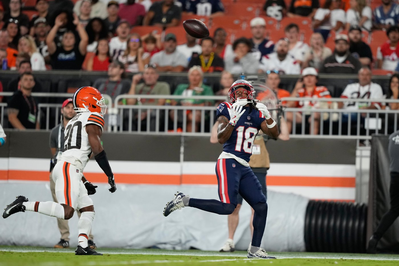 Gabriel, Green make cases for 3rd QB spot in Browns' 37-13 win over Patriots | iNFOnews.ca Gabriel, Green make cases for 3rd QB spot in Browns' 37-13 win over Patriots | iNFOnews.ca