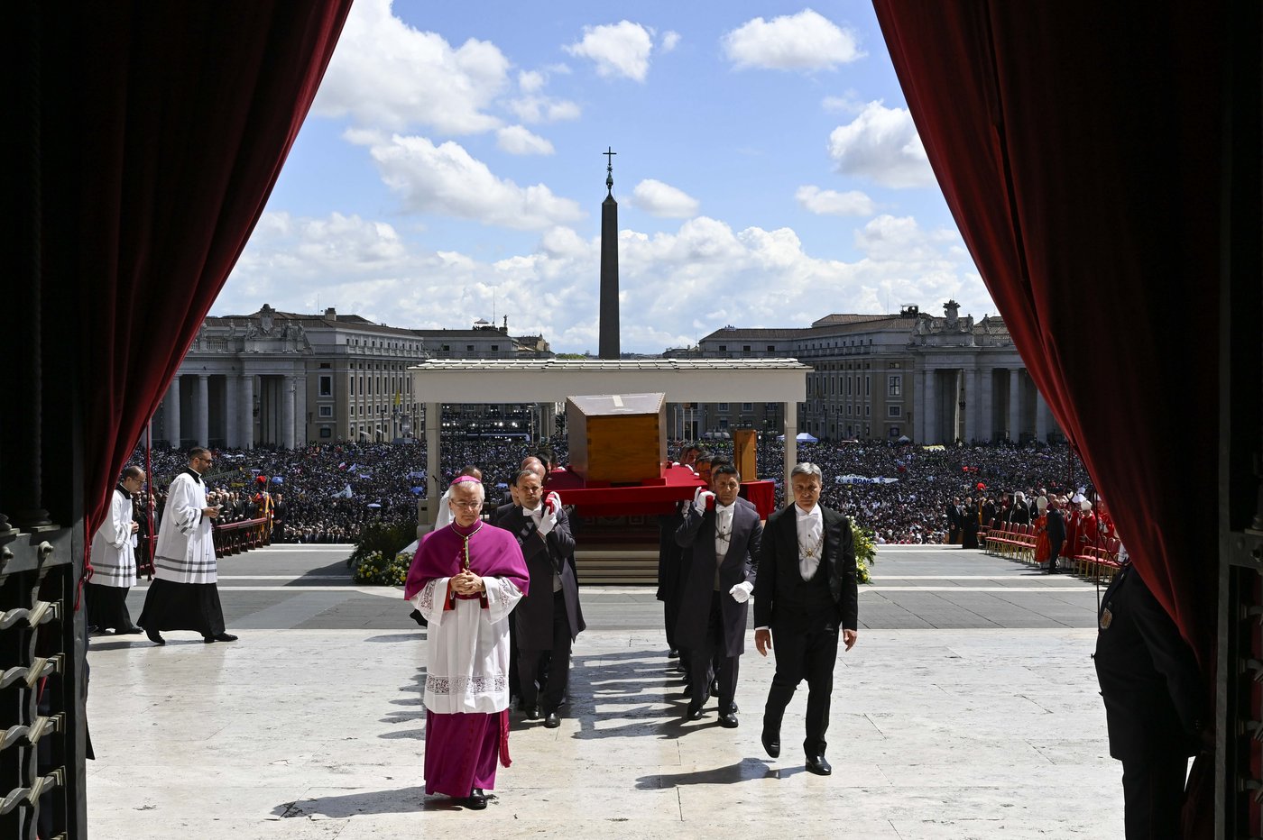 PHOTO COLLECTION: Vatican Pope Funeral | iNFOnews.ca PHOTO COLLECTION: Vatican Pope Funeral | iNFOnews.ca
