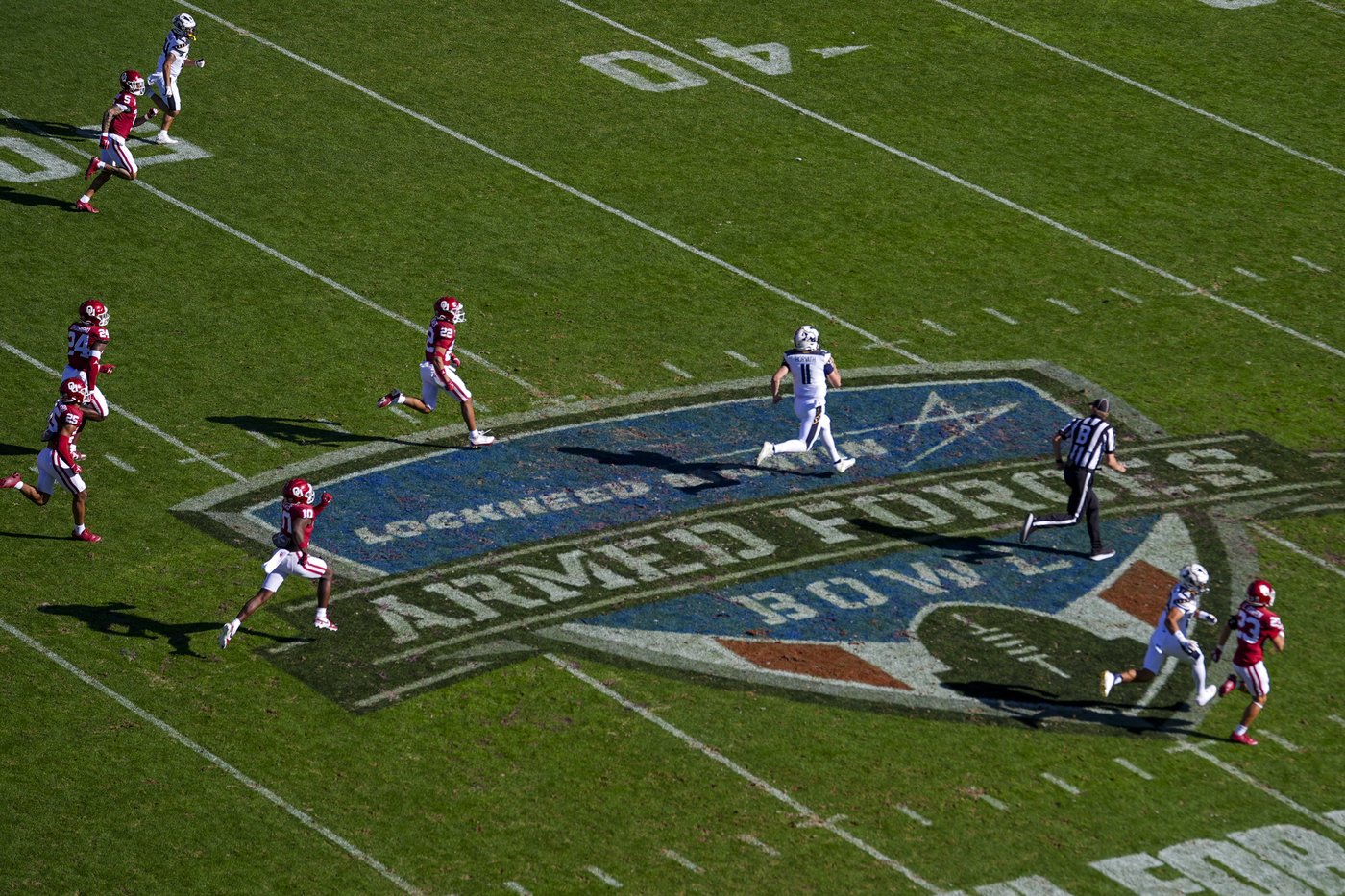 Navy QB Blake Horvath's 95-yard TD run in Armed Forces Bowl win is longest play in school history | iNFOnews.ca
