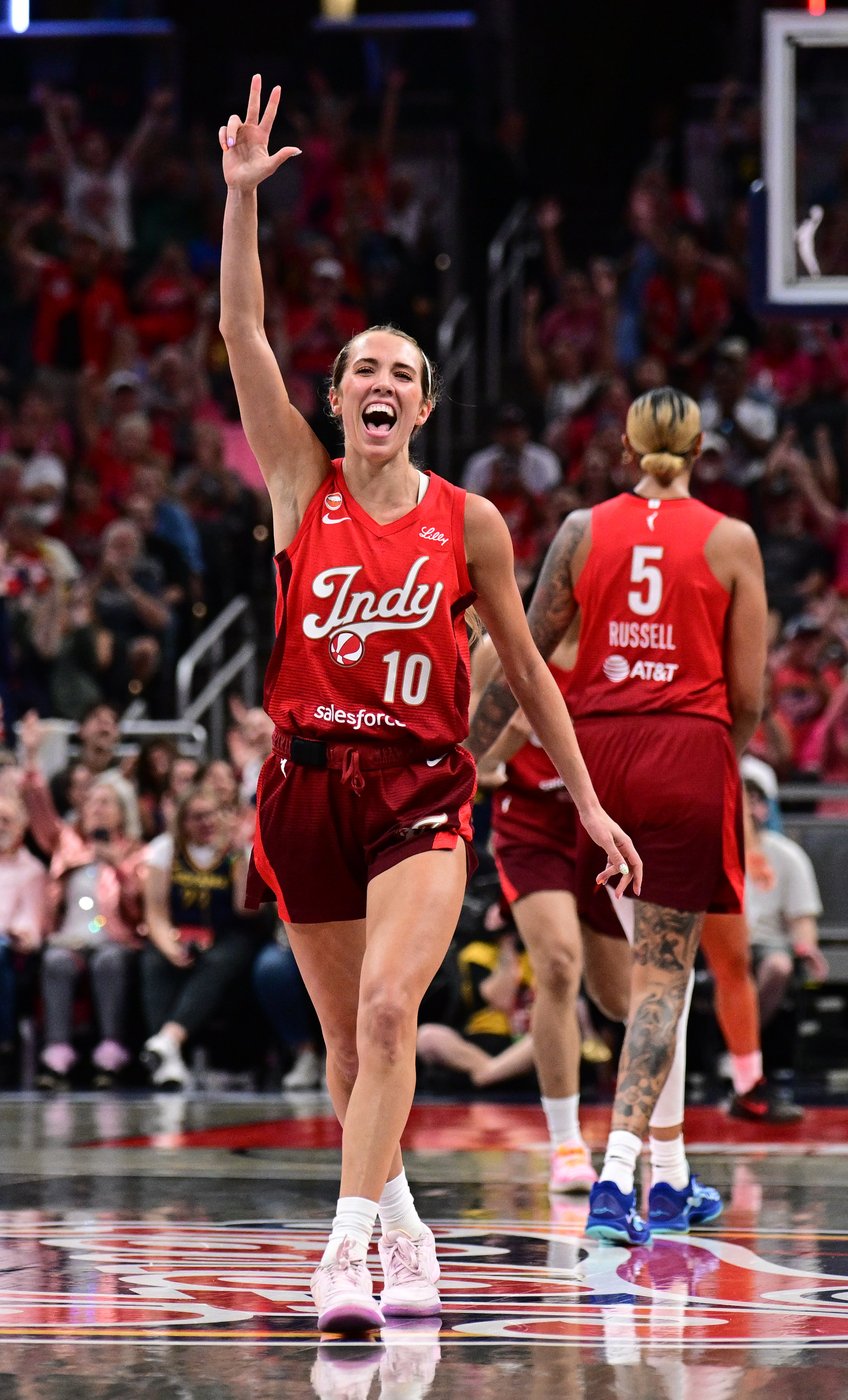 Clark, Mitchell score 34 apiece as Fever beat Sun 111-91 | iNFOnews.ca Clark, Mitchell score 34 apiece as Fever beat Sun 111-91 | iNFOnews.ca