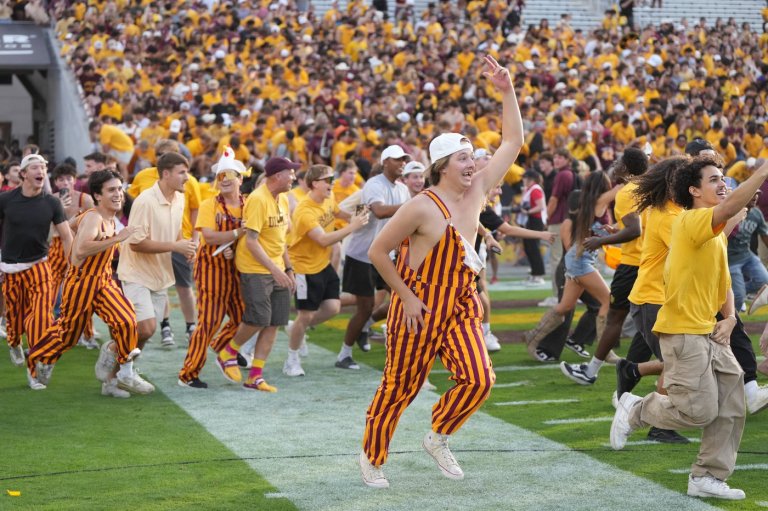 Big 12 fines No. 24 Arizona State $50,000 for field storming against No. 14 Texas Tech | iNFOnews.ca