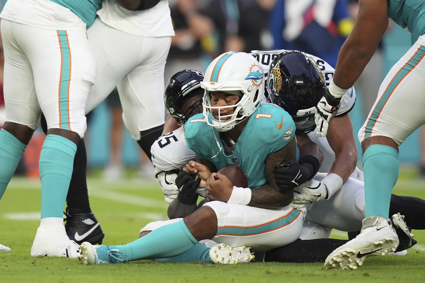 Colts host Dolphins and hope to end 11-game Week 1 losing streak | iNFOnews.ca