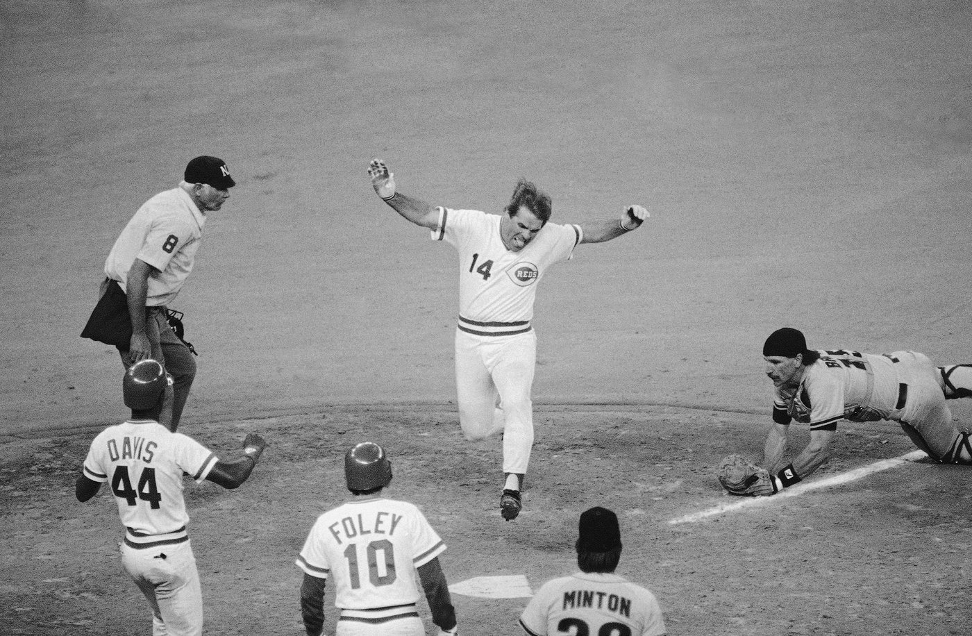 Pete Rose, Shoeless Joe and politics: Baseball and the real world collide more often than we think | iNFOnews.ca Pete Rose, Shoeless Joe and politics: Baseball and the real world collide more often than we think | iNFOnews.ca
