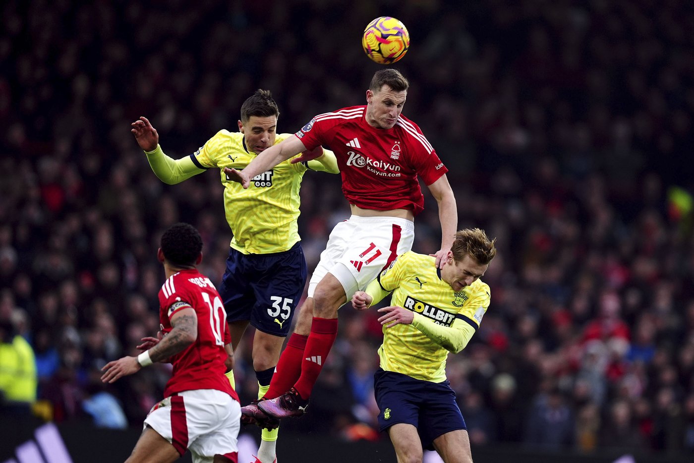 Chris Wood signs 2-year contract extension with Nottingham Forest | iNFOnews.ca