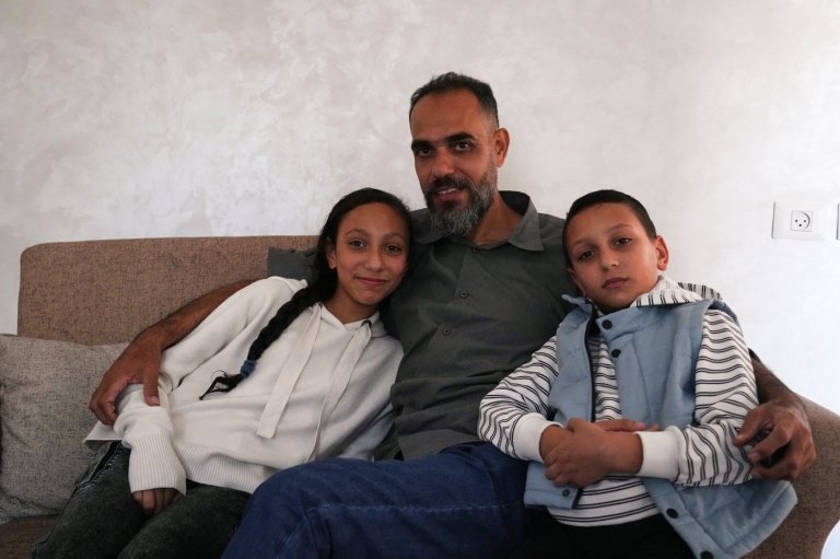 A father returns from Israeli detention to find Gaza and his family shattered | iNFOnews.ca