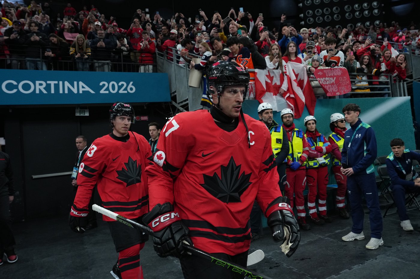 CP NewsAlert: Canada's Sidney Crosby out for Olympic gold-medal game | iNFOnews.ca