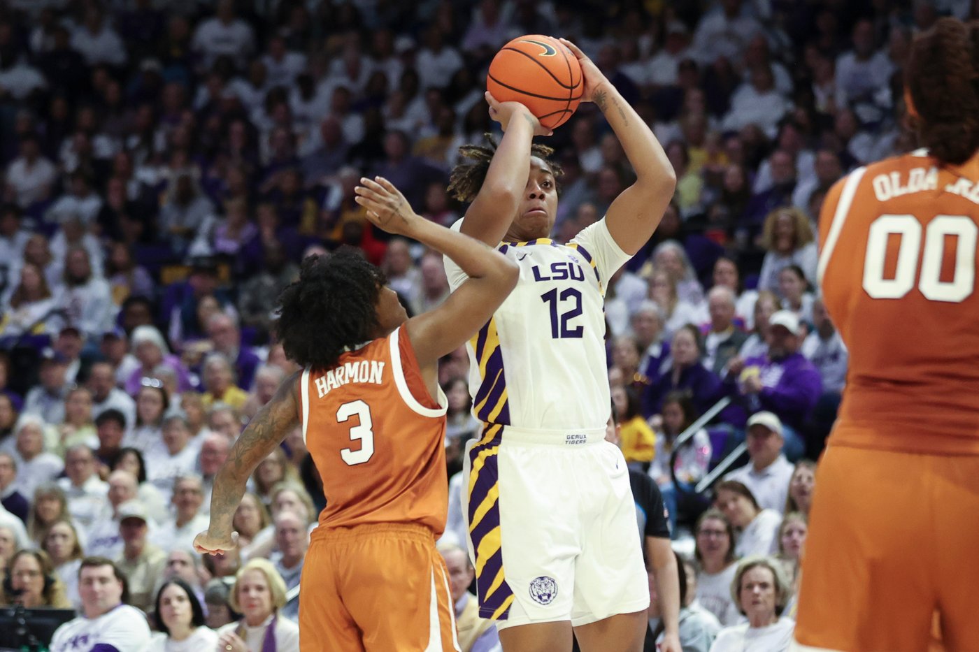 LSU coach Kim Mulkey taps into Louisiana cooking culture to tighten up the Tigers' form | iNFOnews.ca