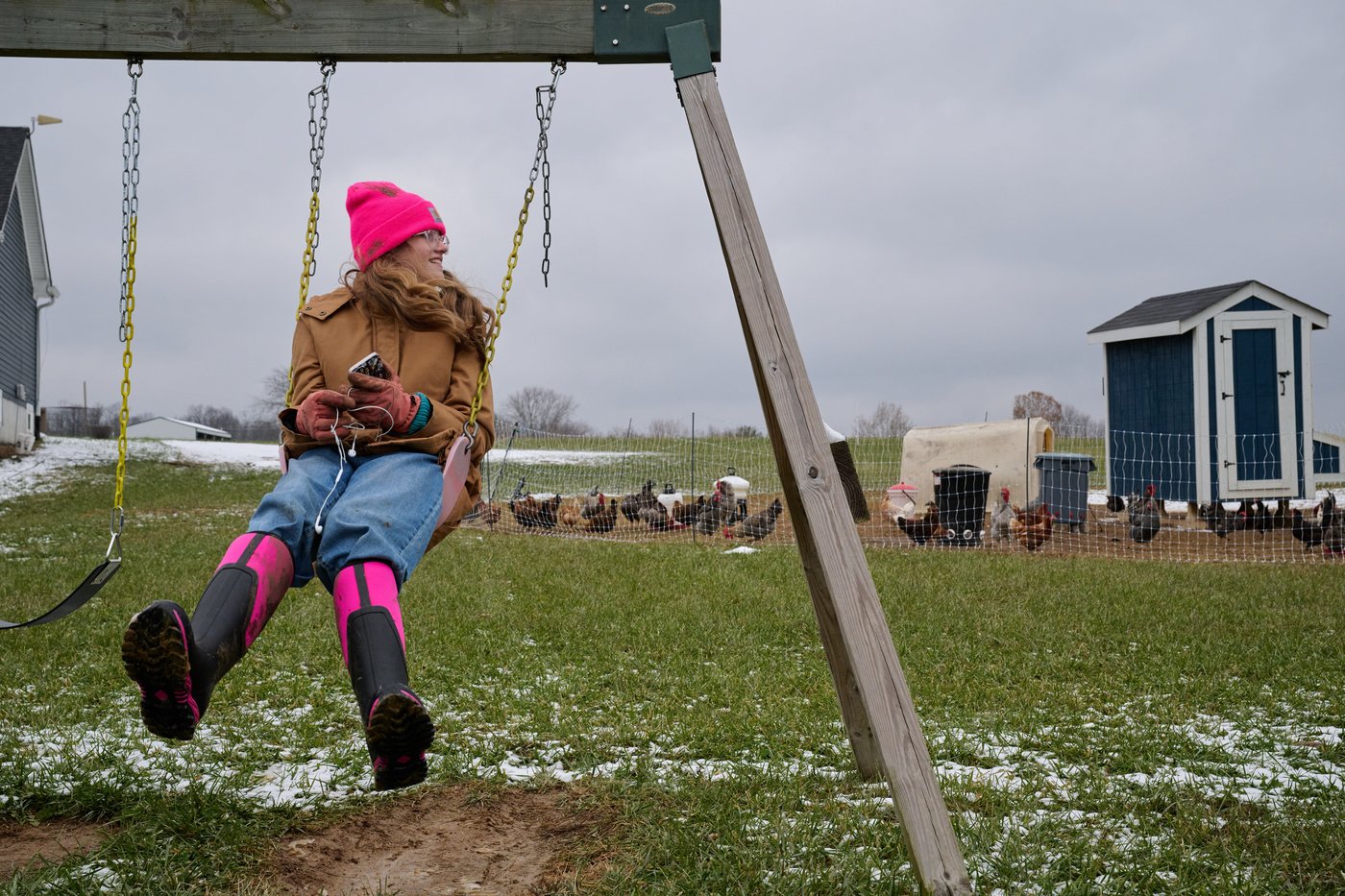 PHOTO ESSAY: Grassroots groups tackle social isolation | iNFOnews.ca