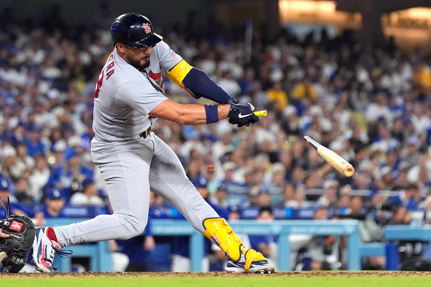 Teoscar Hernández delivers a dramatic 9th-inning walk-off double as Dodgers top Cardinals | iNFOnews.ca Teoscar Hernández delivers a dramatic 9th-inning walk-off double as Dodgers top Cardinals | iNFOnews.ca