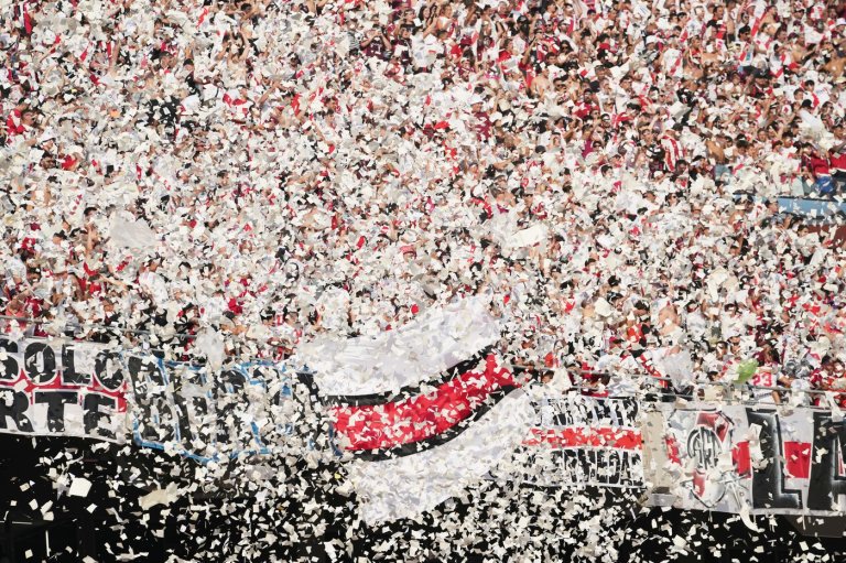 Buenos Aires bans stadium confetti after fire sparks panic at River vs Boca | iNFOnews.ca