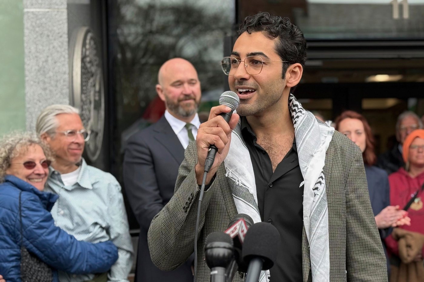 Judge blocks deportation of Palestinian activist who led protests at Columbia | iNFOnews.ca Judge blocks deportation of Palestinian activist who led protests at Columbia | iNFOnews.ca