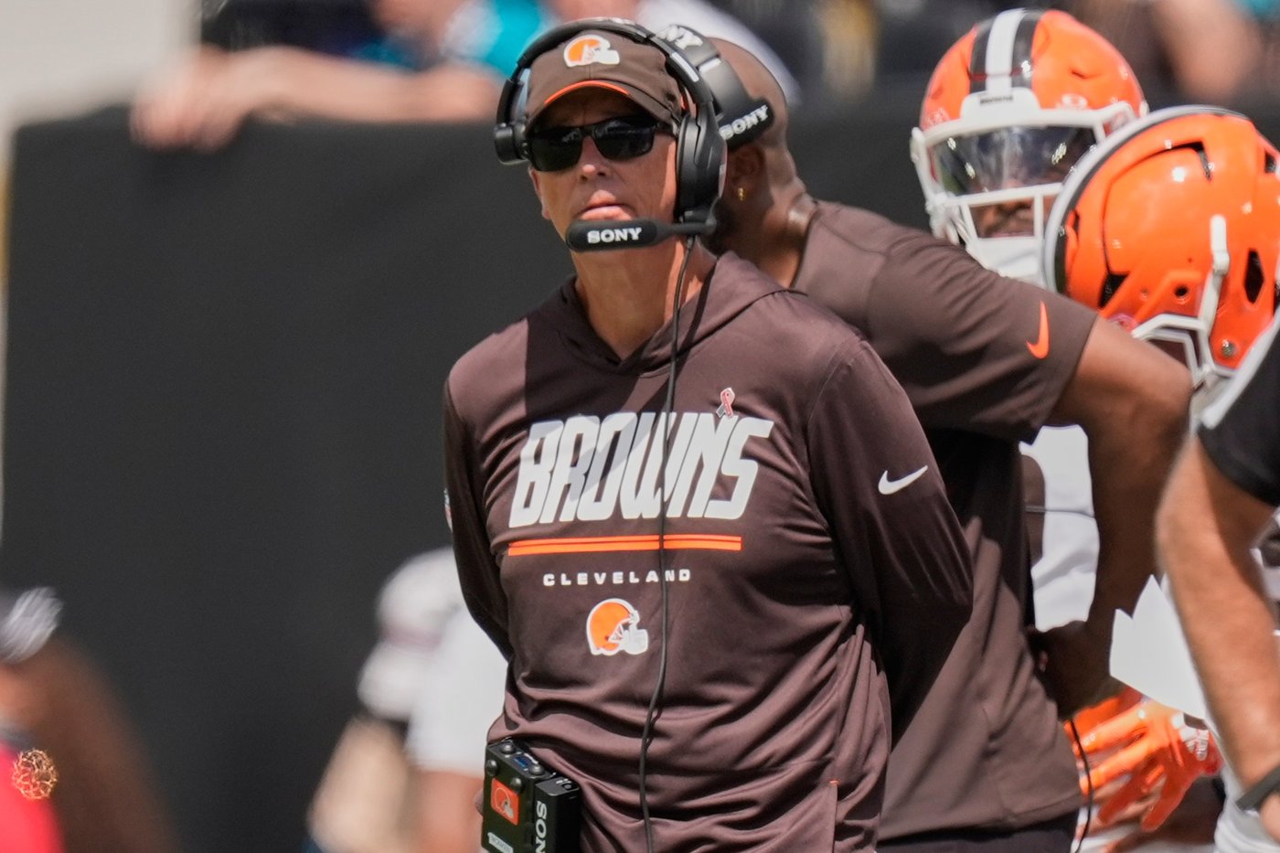 Trevor Lawrence throws 4 TD passes as the Jaguars rout the Browns 34-10 in season opener | iNFOnews.ca Trevor Lawrence throws 4 TD passes as the Jaguars rout the Browns 34-10 in season opener | iNFOnews.ca