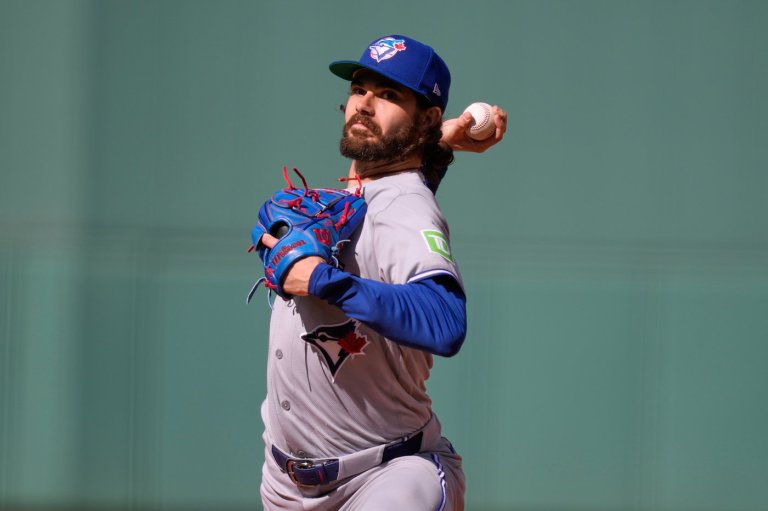 Dylan Cease throws one-hitter as Blue Jays blank Red Sox 6-0 | iNFOnews.ca