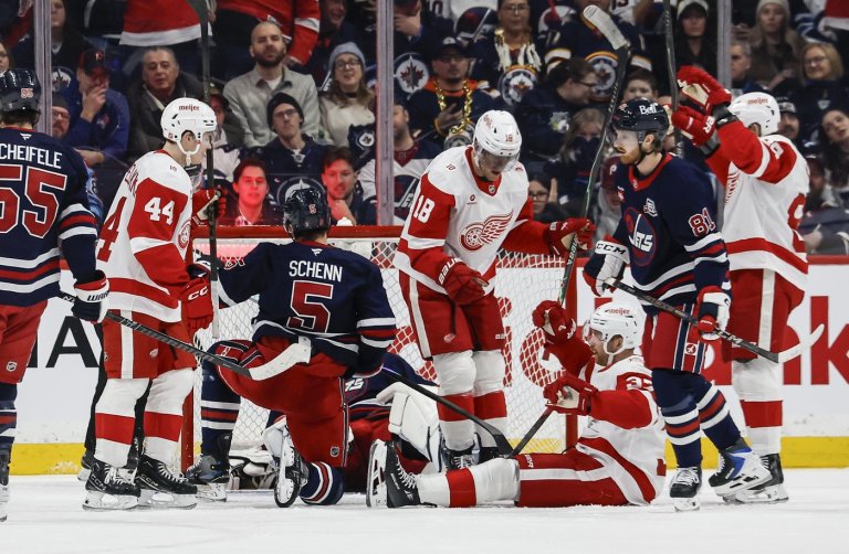 Jets 'embarrassed' with effort in 5-1 loss to visiting Red Wings | iNFOnews.ca