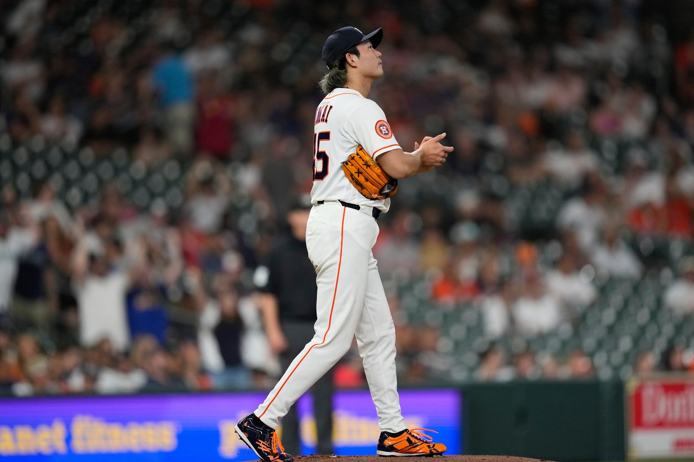Canzone’s first career grand slam sparks Mariners’ 10-2 rout of the Astros | iNFOnews.ca
