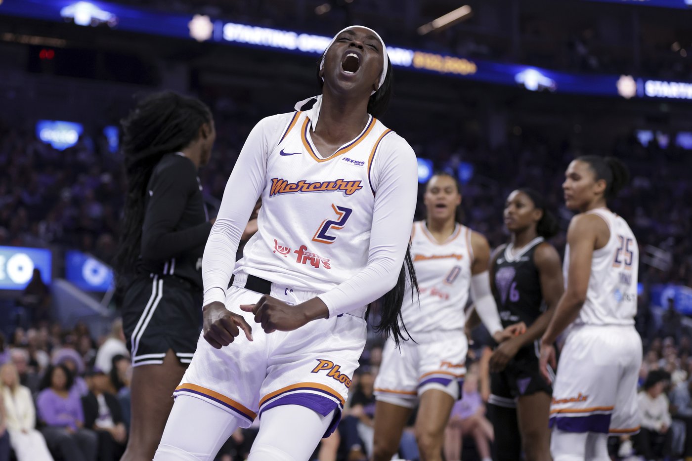 Kahleah Copper scores 25 points as Mercury come from behind to beat Valkyries 98-91 | iNFOnews.ca