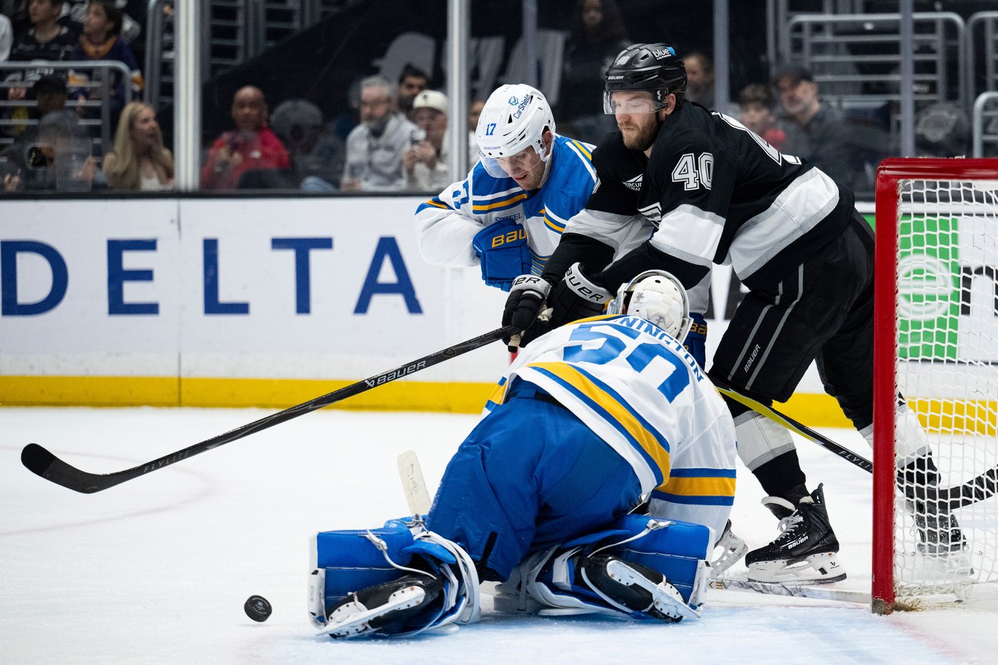 Trevor Moore’s overtime goal lifts Kings to 2-1 win over Blues and into playoff position | iNFOnews.ca
