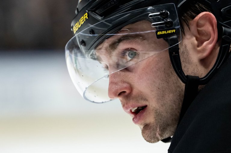 Canucks deal Hoglander to Predators for third-round pick in 2029 draft | iNFOnews.ca