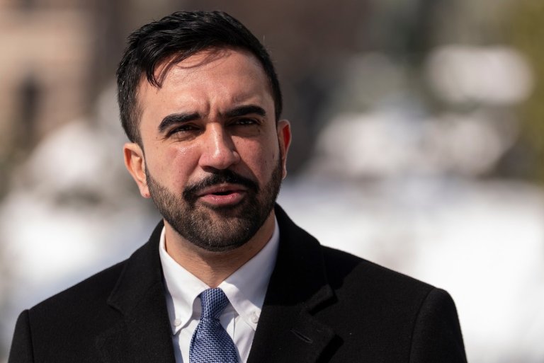 Mamdani pitches Trump on housing with mock newspaper in latest White House visit | iNFOnews.ca