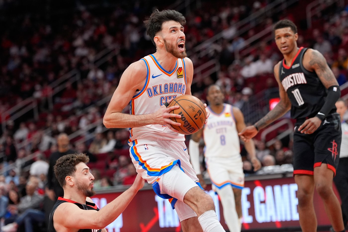 Thunder surge in fourth quarter to defeat Rockets 111-91 | iNFOnews.ca