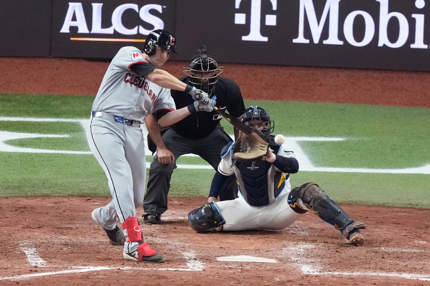 Chase DeLauter and José Ramírez lead the Guardians to a 7-3 win over the Rays in Game 1 of the ALCS | iNFOnews.ca Chase DeLauter and José Ramírez lead the Guardians to a 7-3 win over the Rays in Game 1 of the ALCS | iNFOnews.ca