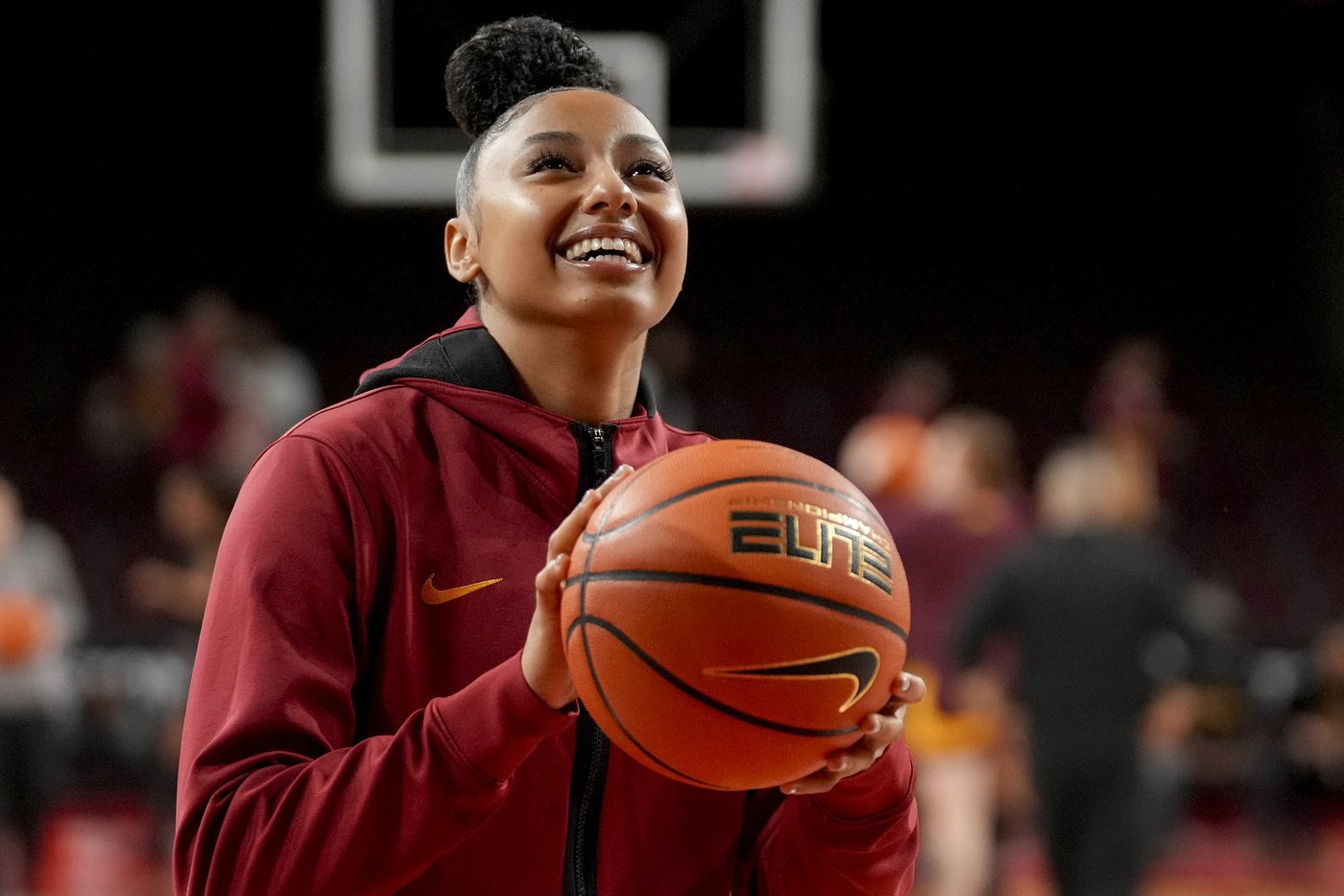 Iriafen and Watkins lead No. 4 Southern California to 82-69 victory over Minnesota | iNFOnews.ca