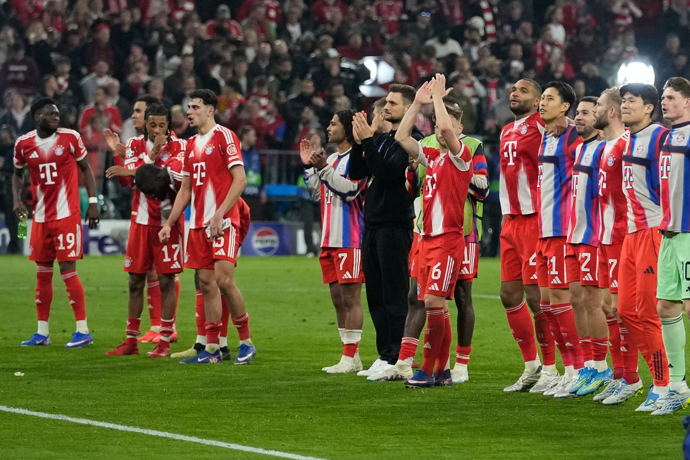 Bayern aims to wrap up Bundesliga title while Union's female coach makes history | iNFOnews.ca