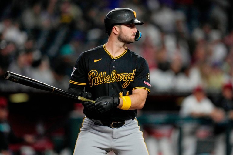Braves acquire catcher Joey Bart from Pirates for pitcher Hunter Stratton | iNFOnews.ca