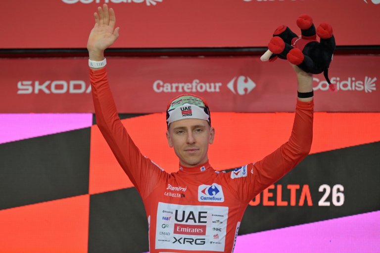 Tour de France champion Pogacar has collarbone surgery after Vuelta crash | iNFOnews.ca