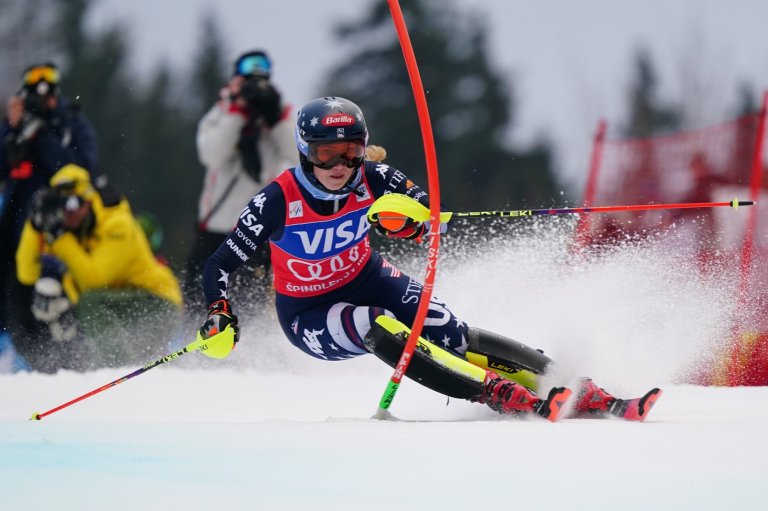 Mikaela Shiffrin dominates 1st run of slalom and closes in on record ninth season discipline title | iNFOnews.ca