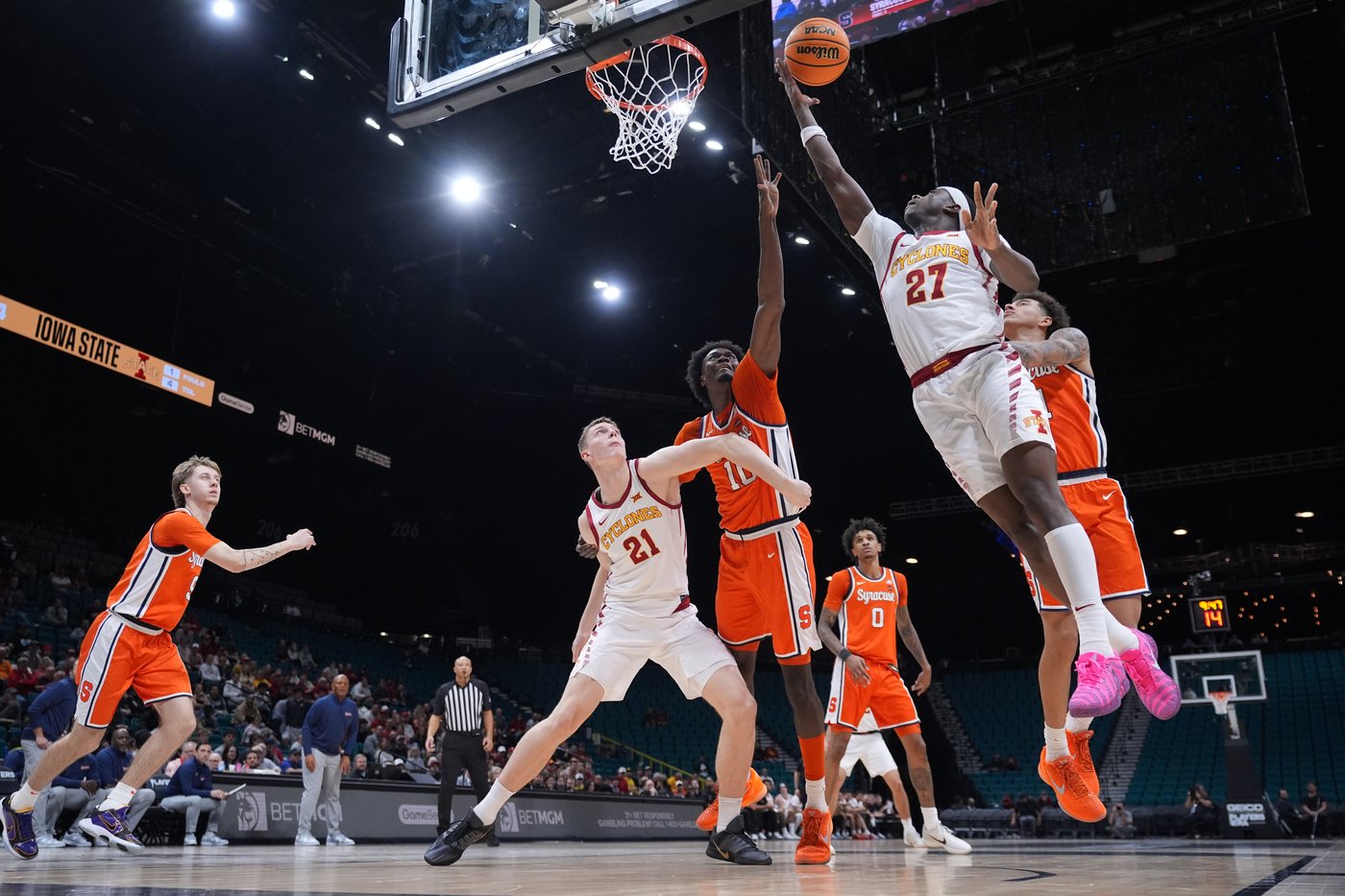 Milan Momcilovic scores 24, leads No. 15 Iowa State over Syracuse 95-64 at Players Era | iNFOnews.ca Milan Momcilovic scores 24, leads No. 15 Iowa State over Syracuse 95-64 at Players Era | iNFOnews.ca