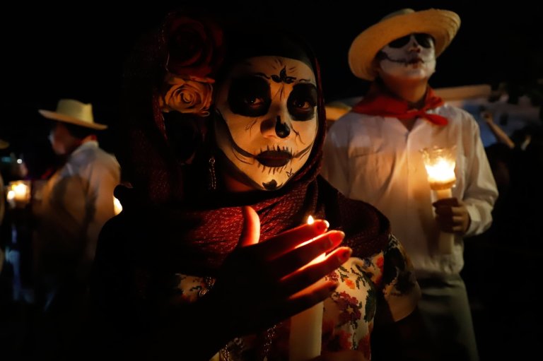 Mexico comes alive during annual Day of the Dead celebrations | iNFOnews.ca