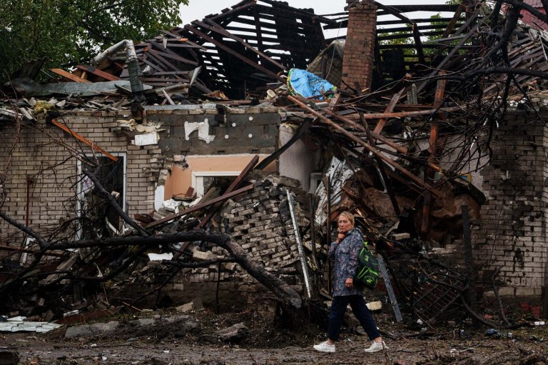 Russian strikes kill 8 in Ukraine as the UN debates how to end the war | iNFOnews.ca