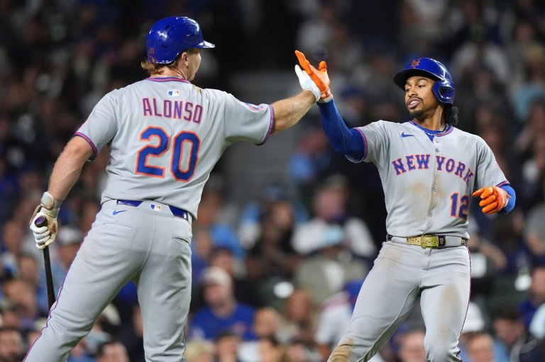 Lindor homers to join 30-30 club as Mets beat Cubs 8-5 to remain in playoff position | iNFOnews.ca