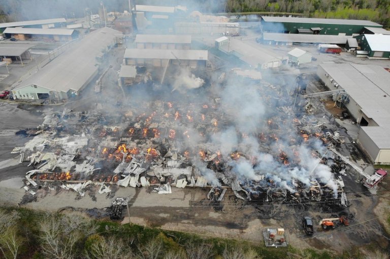 Federal report says firefighting tactics at Maine lumber mill explosion aided the blast | iNFOnews.ca