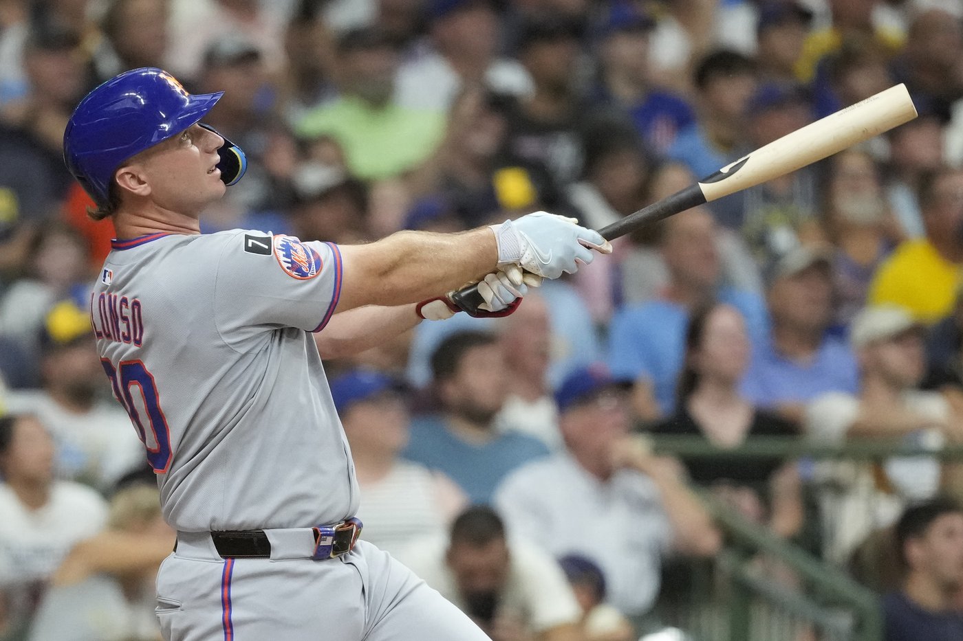 Pete Alonso hits 252nd home run to match Darryl Strawberry for Mets record | iNFOnews.ca Pete Alonso hits 252nd home run to match Darryl Strawberry for Mets record | iNFOnews.ca