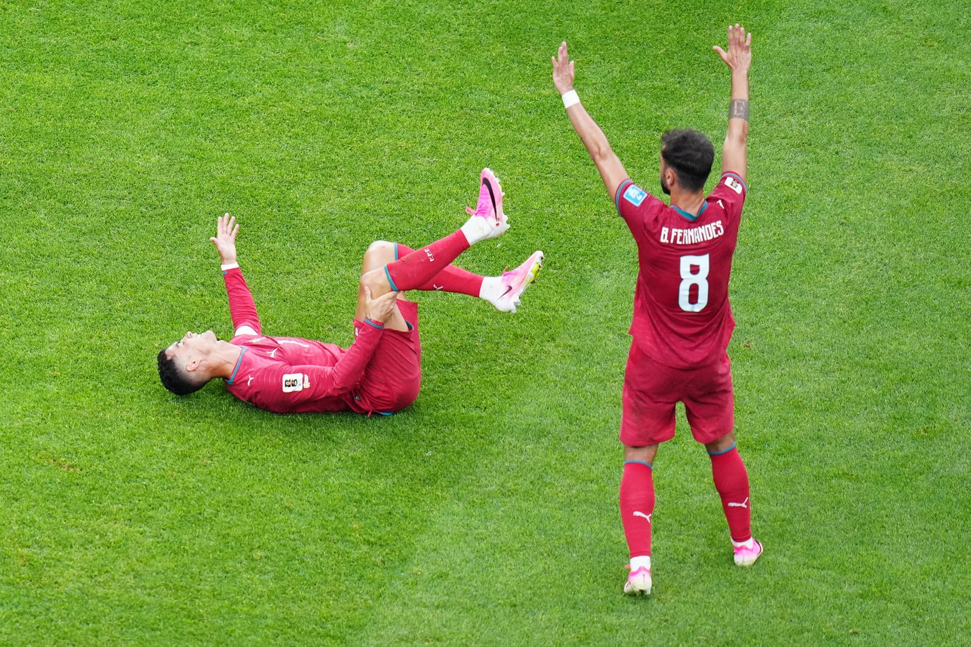 Cristiano Ronaldo roars back with 2 goals as Portugal beats Uzbekistan 5-0 at the World Cup | iNFOnews.ca Cristiano Ronaldo roars back with 2 goals as Portugal beats Uzbekistan 5-0 at the World Cup | iNFOnews.ca